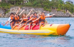 What Is a Banana Boat? – High-Speed Cruise over the Water - фото